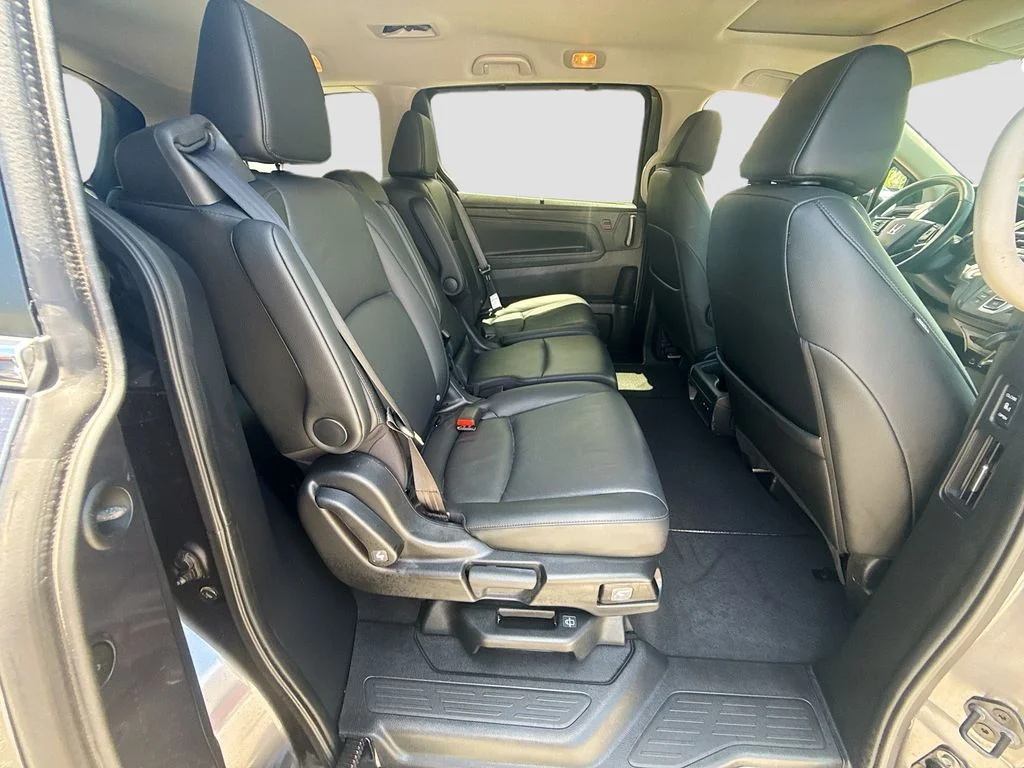 Used 2025  Honda EX-L image 32
