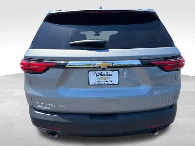 Used 2023 Sterling Gray Metallic Chevrolet LT Cloth image 4