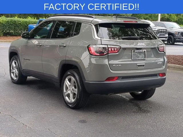 Used 2024 Gray Jeep Latitude image 3