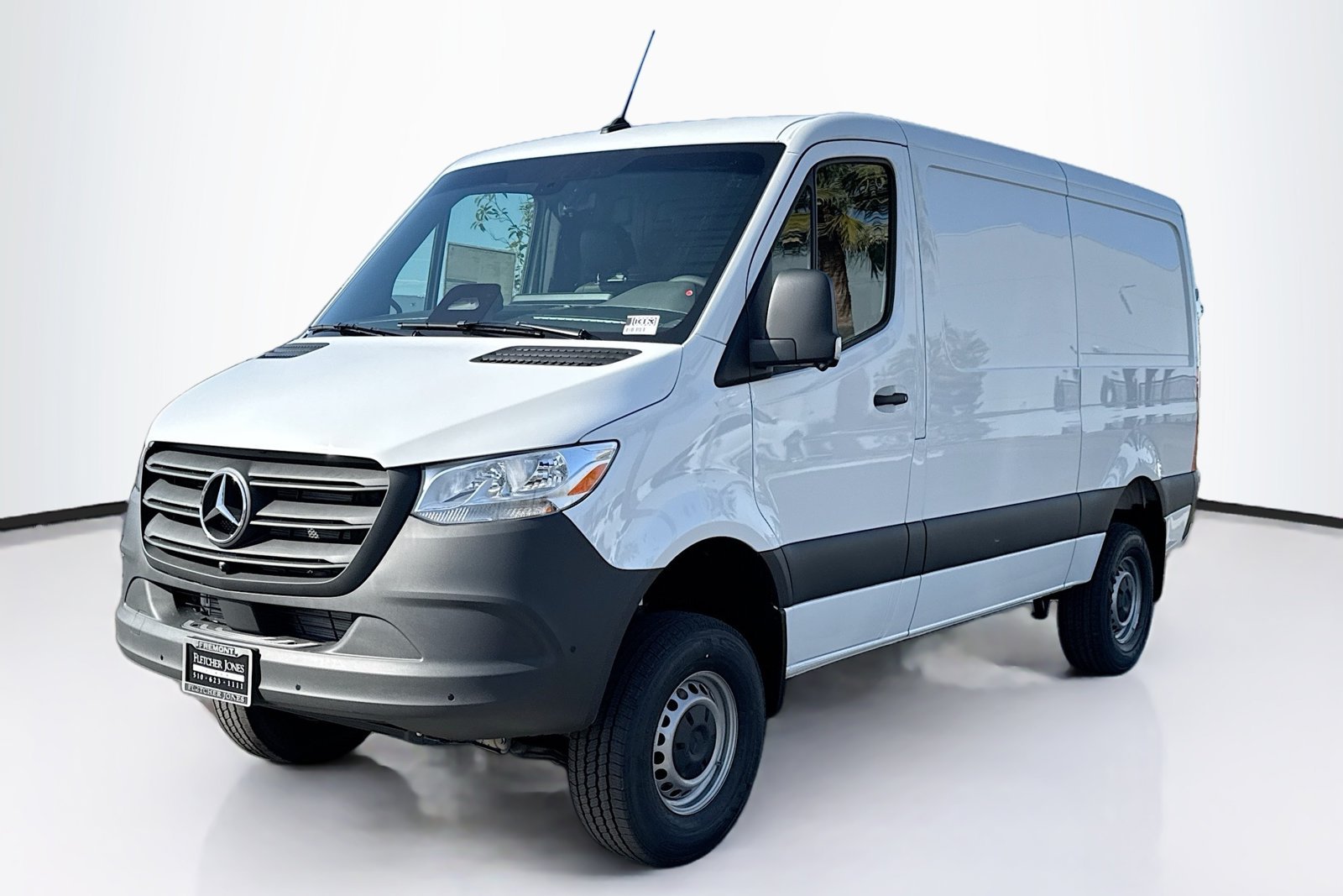 New 2026 Arctic White Mercedes-Benz  image 1