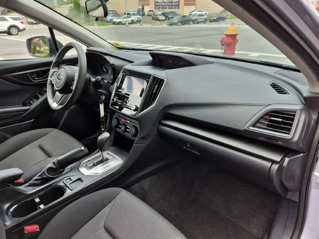 Used 2020 Silver Subaru Base image 23
