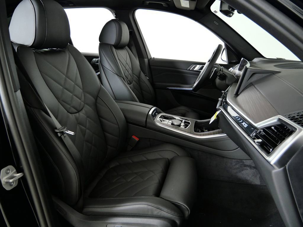 2026 BMW X5 50e - Photo 22