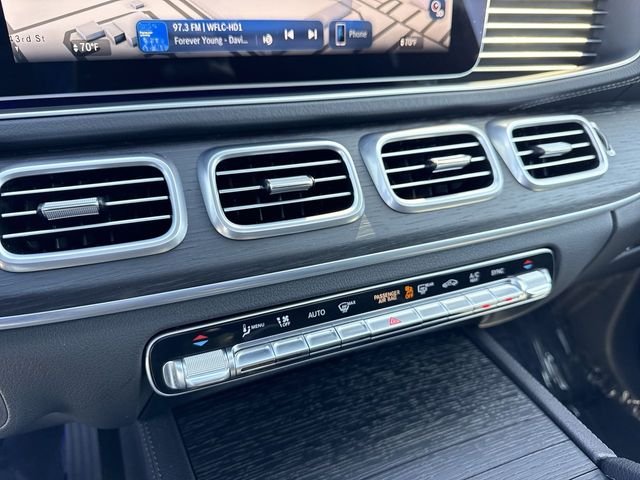 Used 2025 Black Mercedes-Benz GLS 450 image 19