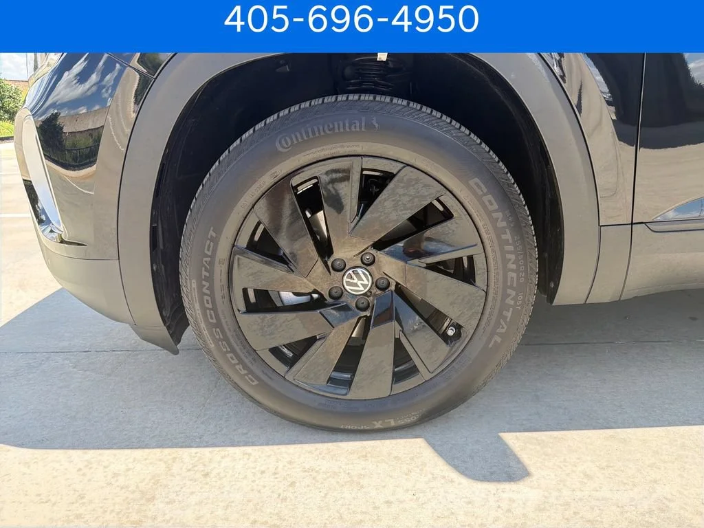 Pre-Owned 2026 Volkswagen Atlas 2.0T SE w/Technology