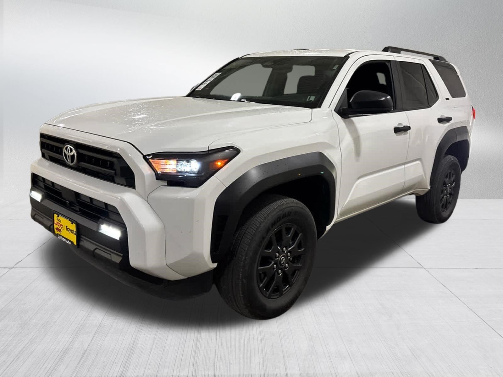 Certified Used 2025 Ice Cap Toyota SR5 image 3