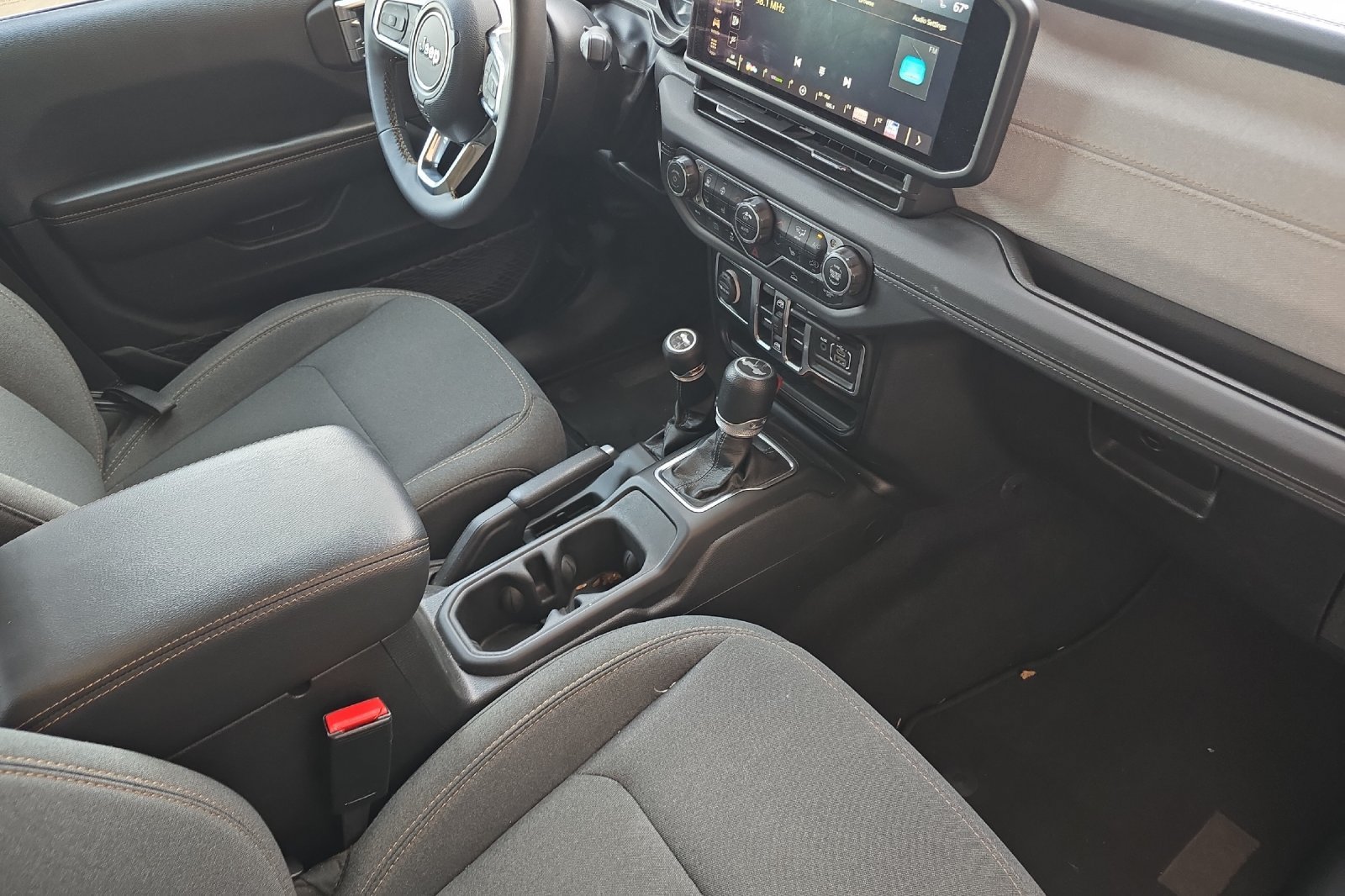 Used 2024 Black Clearcoat Jeep Sahara image 15