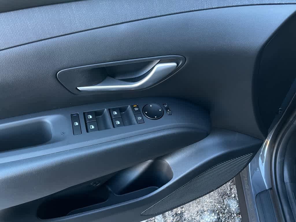 New 2026 Ecotronic Gray Hyundai SEL Premium FWD image 12