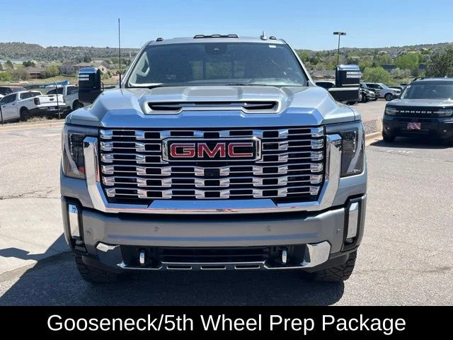 Used 2024 Silver GMC Denali image 9
