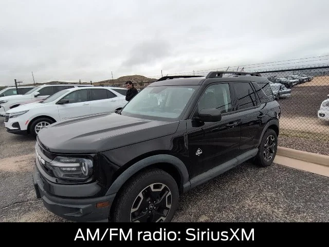 Used 2022 Black Ford Outer Banks image 10