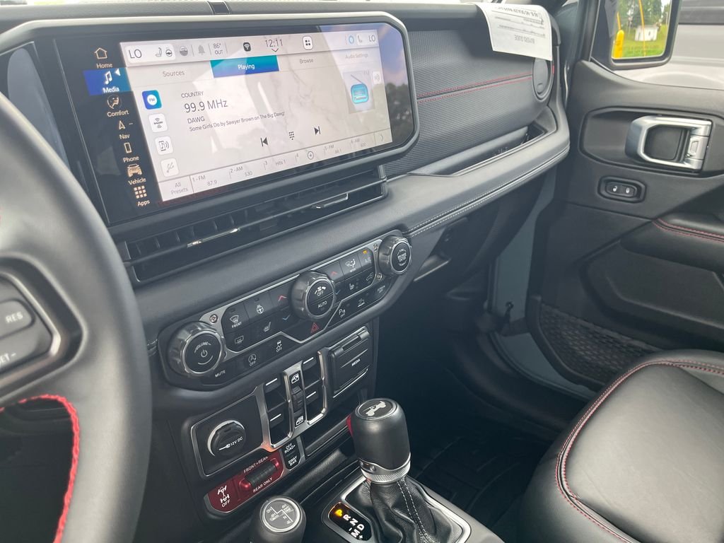 Used 2024 Gray Jeep Rubicon X image 17