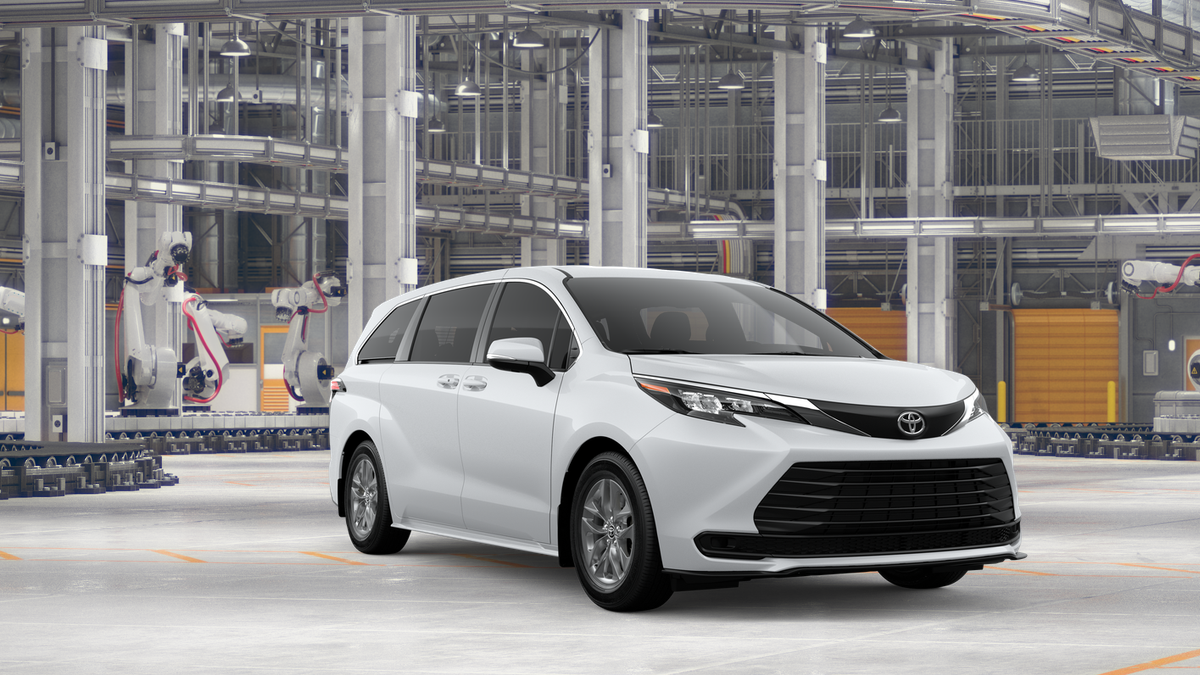 New 2026 Ice Cap Toyota LE image 15