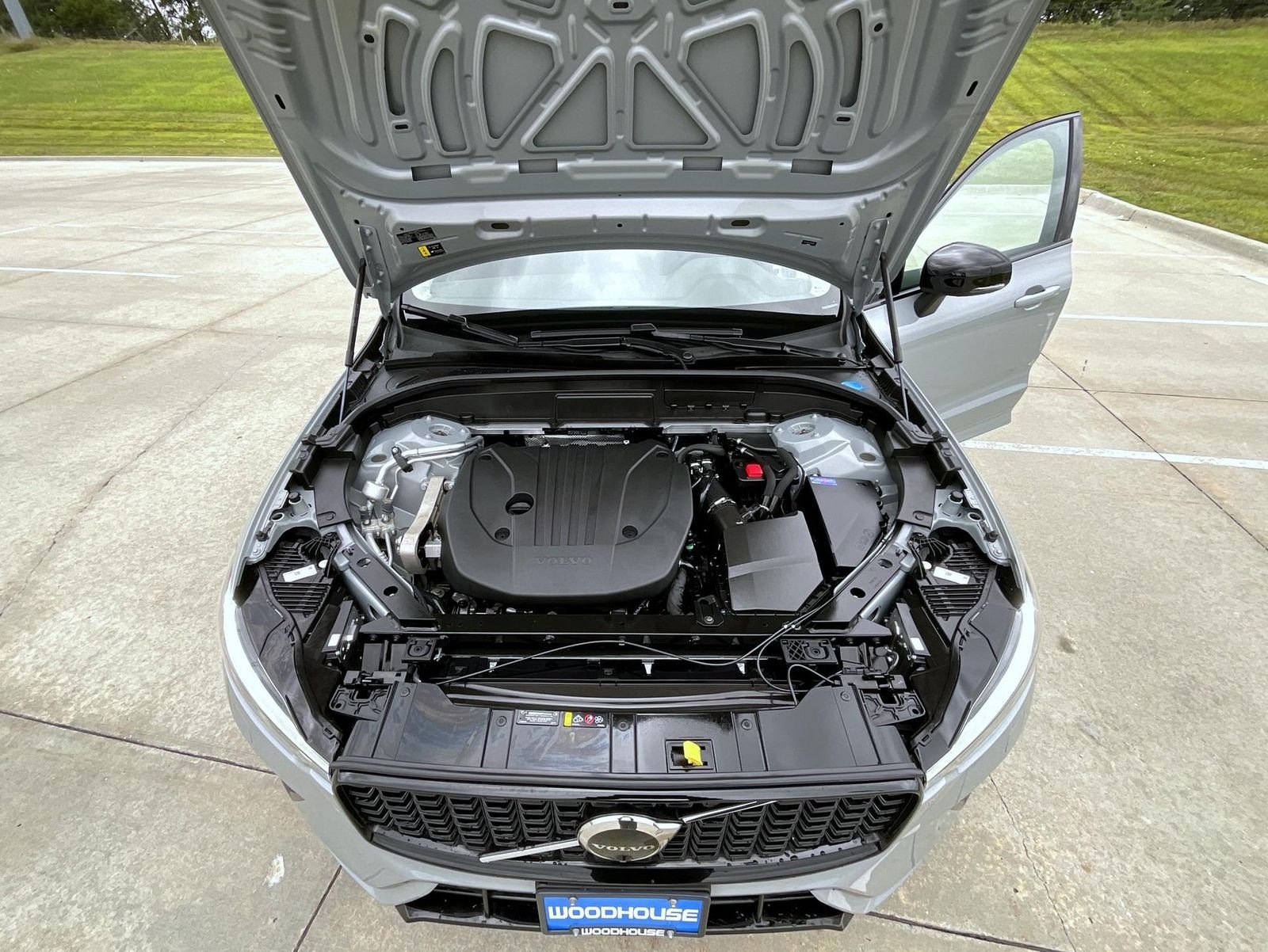 2024 Volvo XC60 Plus - Photo 24