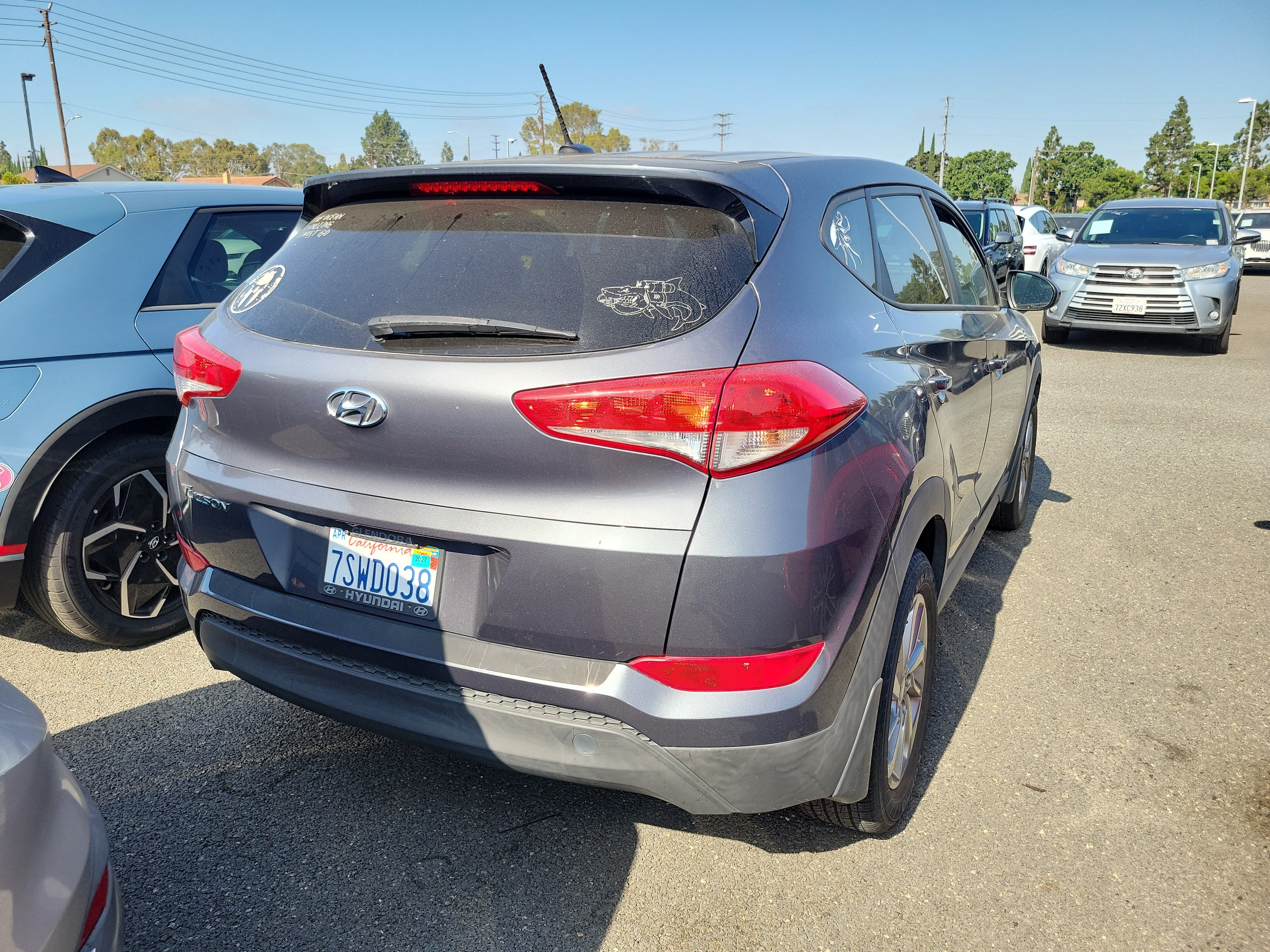 Used 2016 Coliseum Grey Hyundai SE image 5