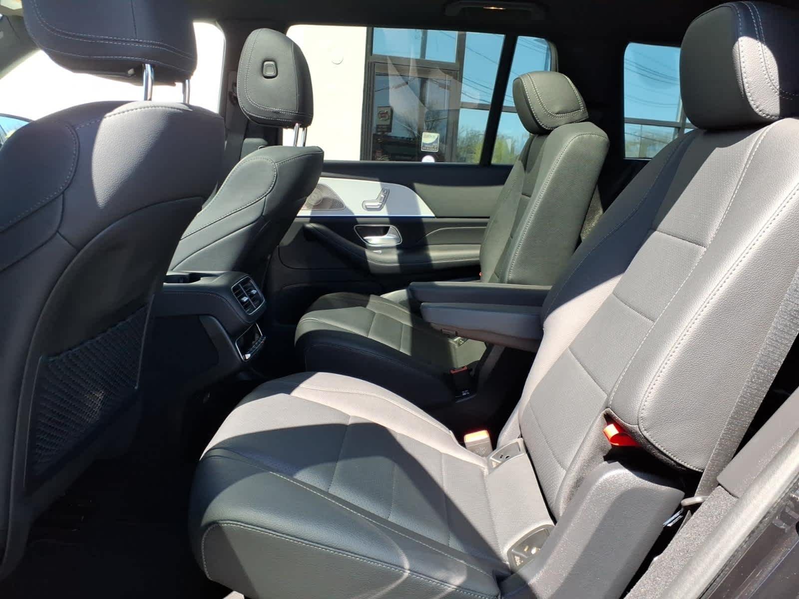 2025 Mercedes-Benz GLS Base - Photo 13