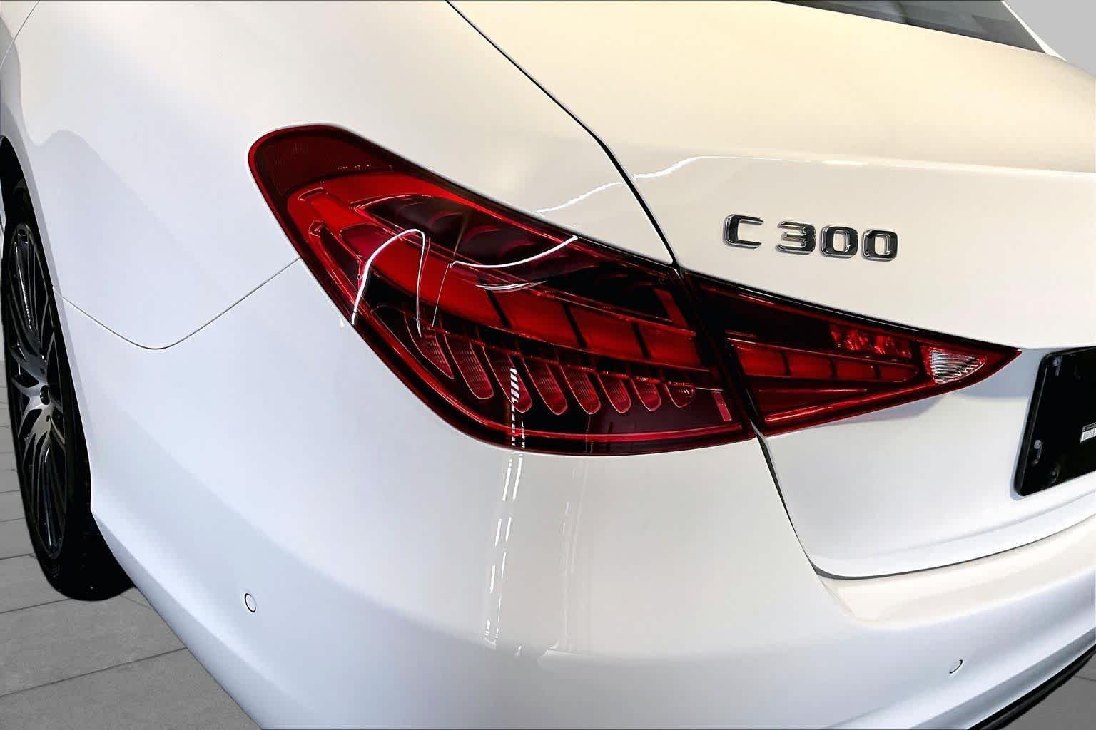 Used 2023 Polar White Mercedes-Benz C 300 image 28