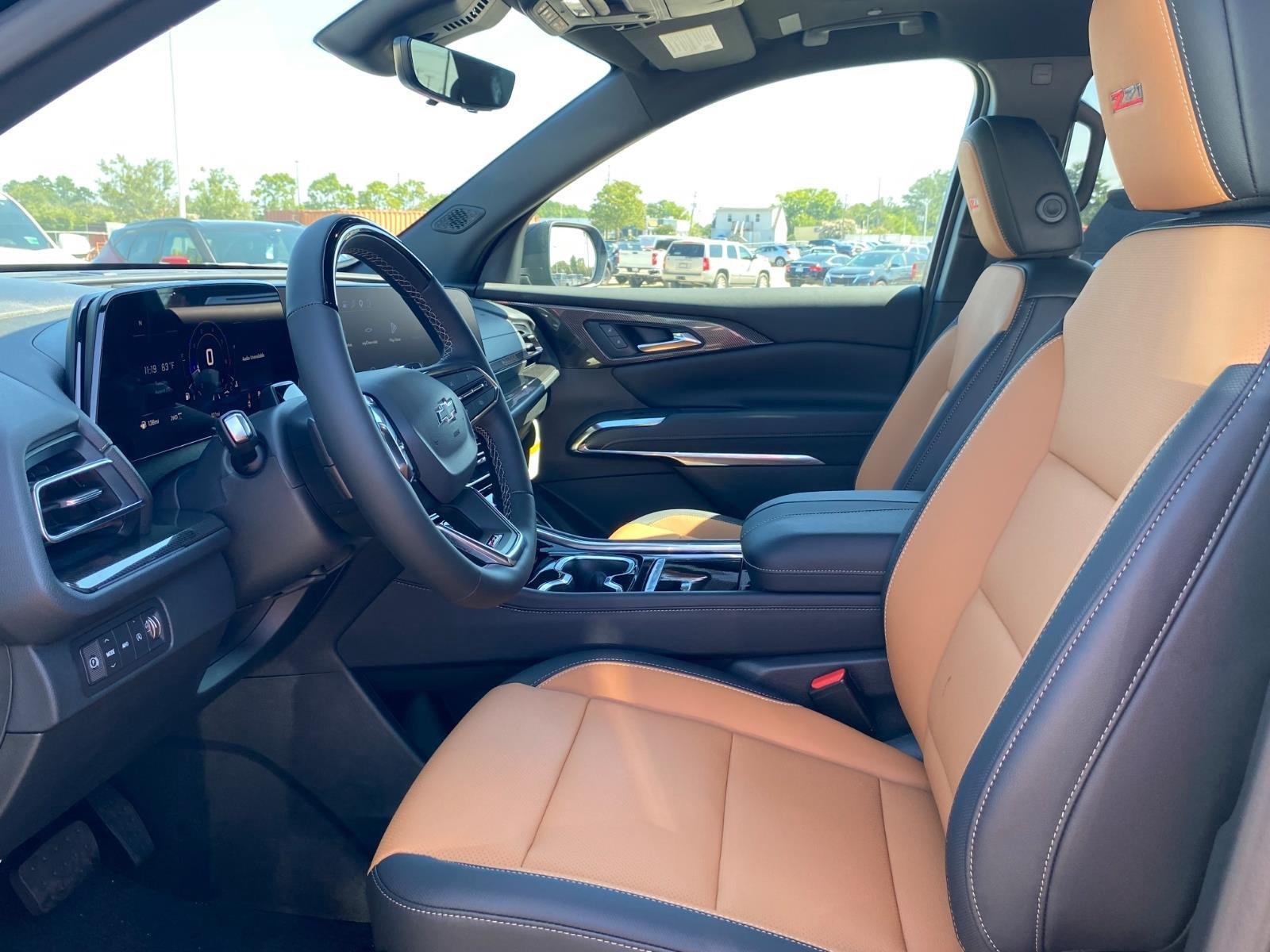 New 2027 Mosaic Black Metallic Chevrolet AWD Z71 image 15
