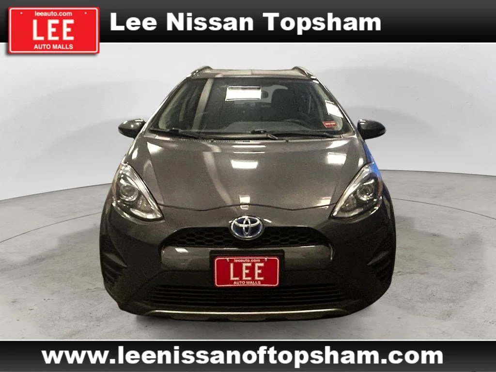 Used 2018 Magnetic Gray Metallic Toyota Two image 9