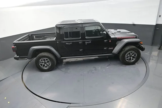 New 2026 Black Clear-Coat Exterior Paint Jeep Rubicon image 18