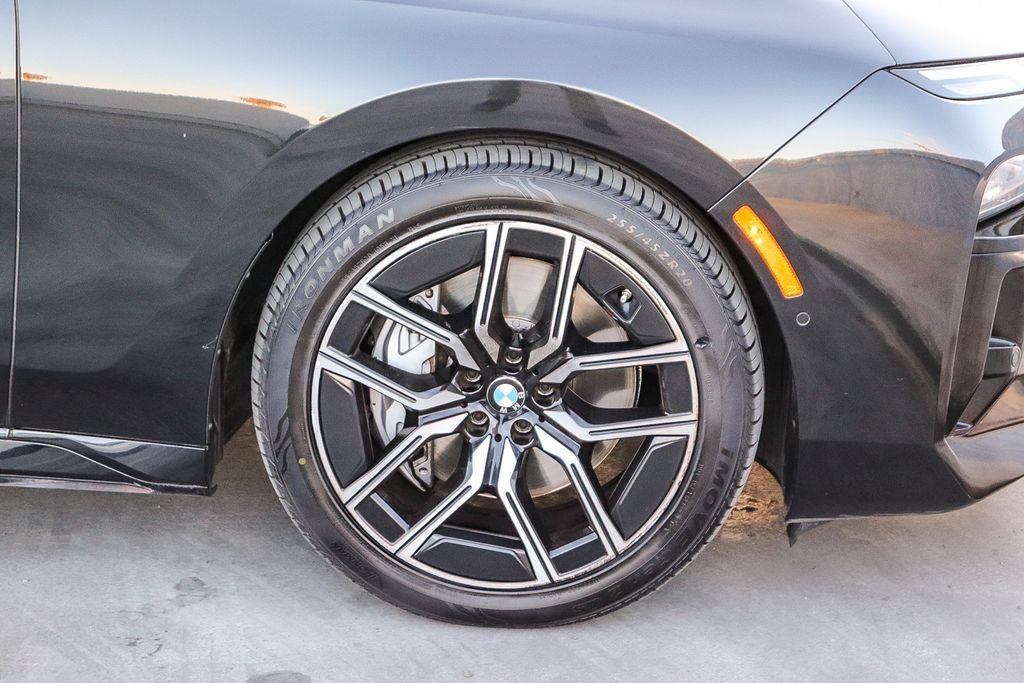 Used 2024 Black Sapphire Metallic BMW 740i image 11