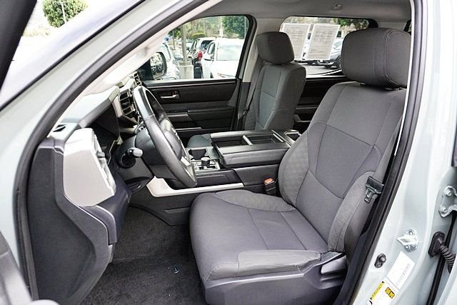 Used 2023  Toyota SR5 image 15