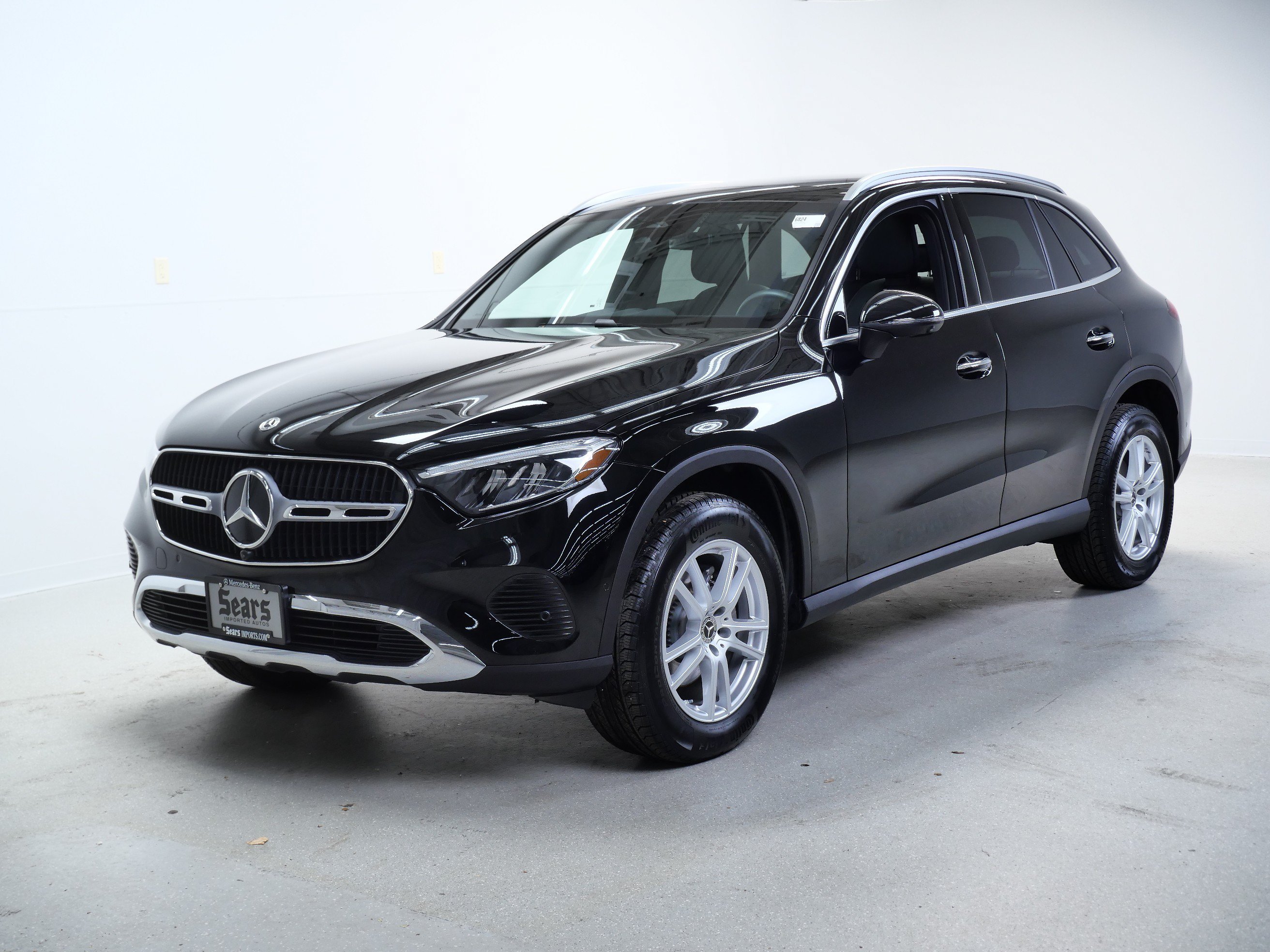 Certified Used 2026 Black Mercedes-Benz GLC 300 image 9