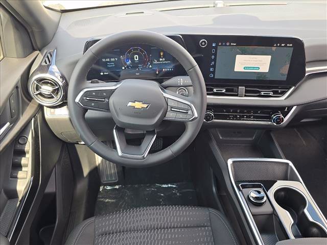 New 2027 Summit White Chevrolet FWD LT image 21