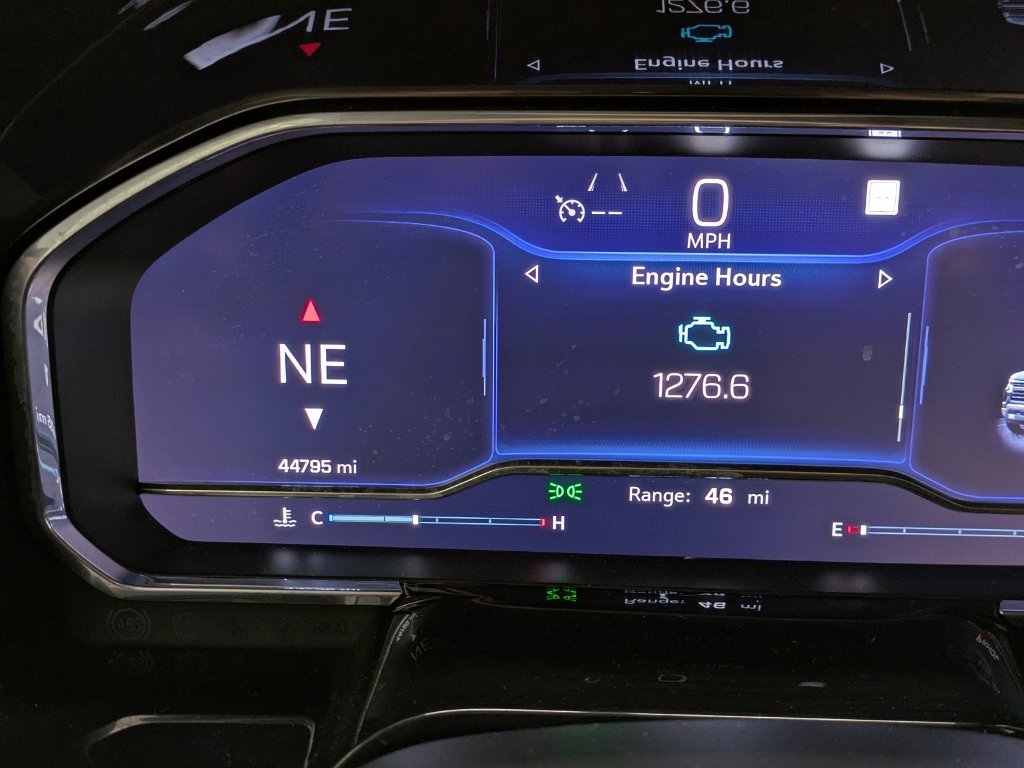 Used 2023 STERLING GRAY METALLIC Chevrolet LT image 32