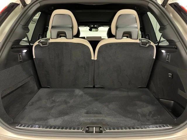 2026 Volvo XC90 Core - Photo 24