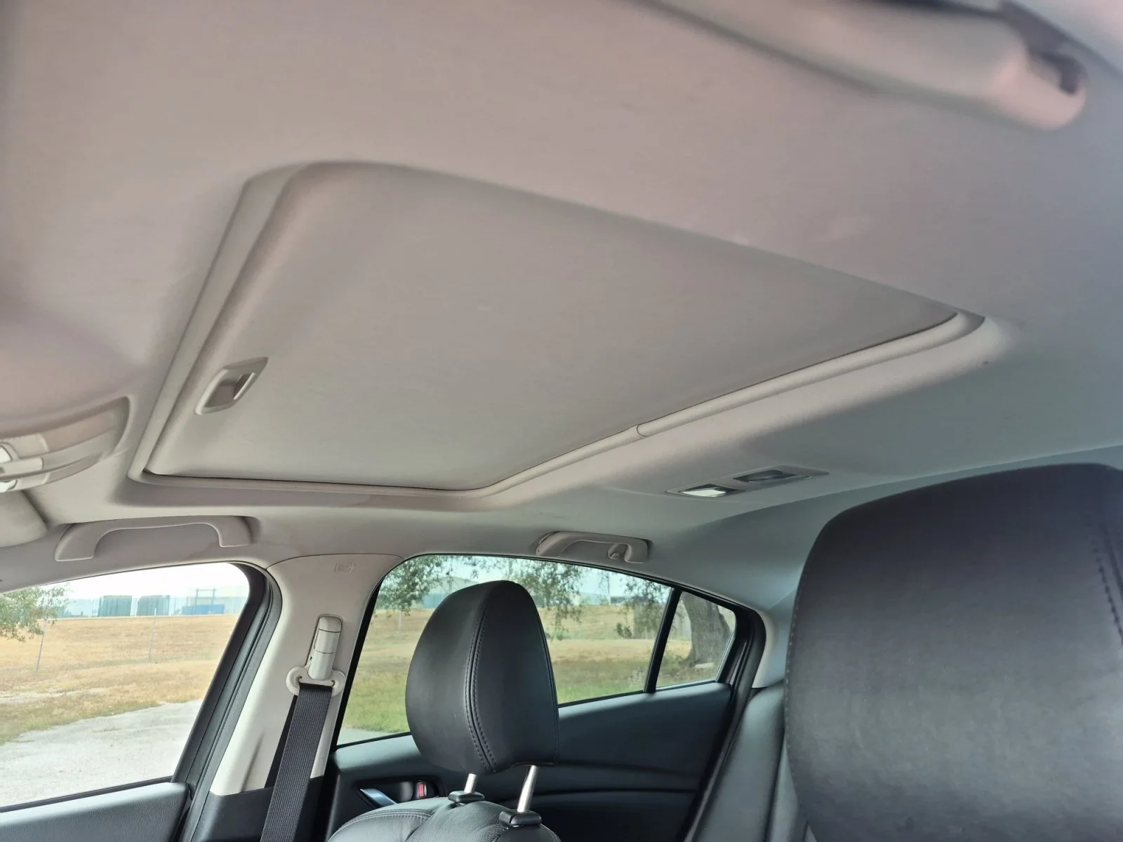 Used 2014 Red Mazda i Grand Touring image 19