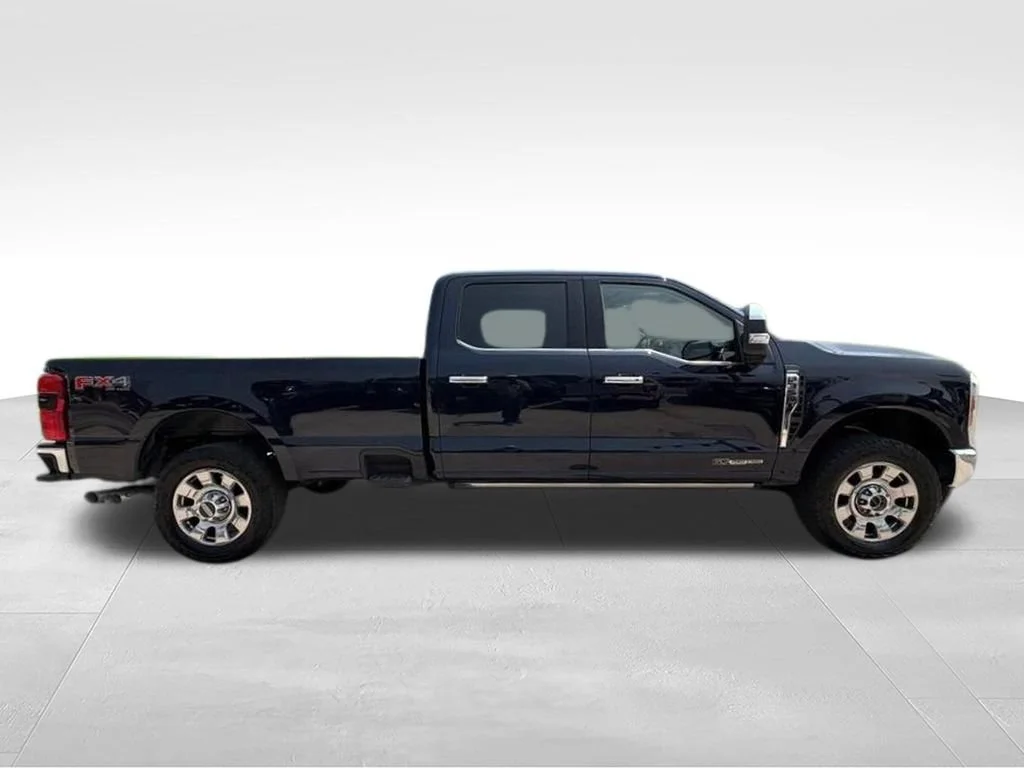 Used 2023 Blue Ford XL image 6