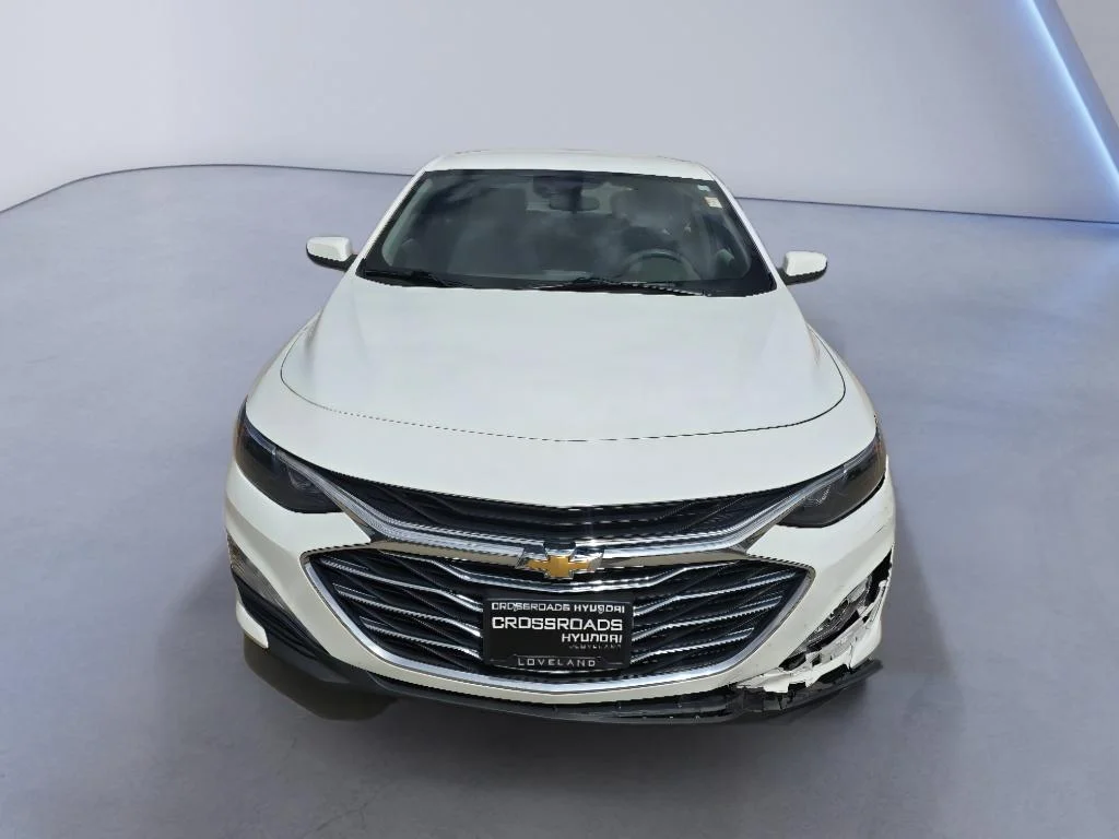 Used 2022 Summit White Chevrolet LT image 9