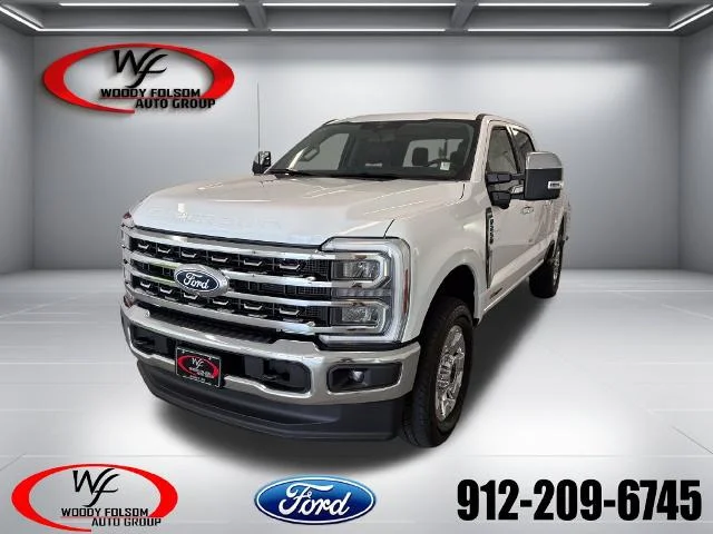 New 2027 Oxford White Ford F-250® Lariat® image 16