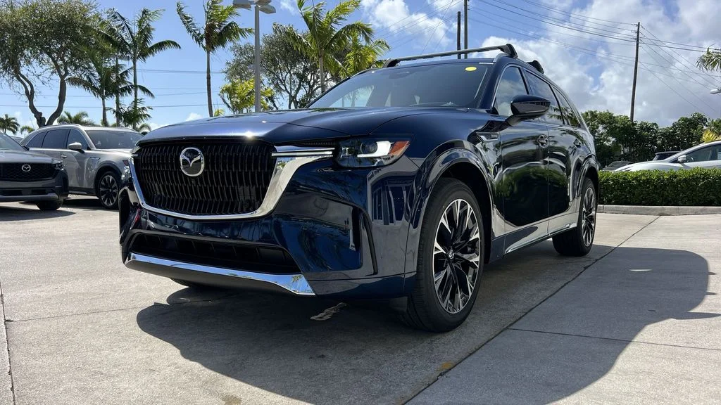 2025 Mazda CX-90 Premium Package - Photo 31