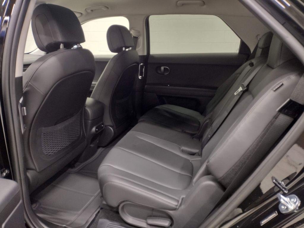 New 2026 Abyss Black Hyundai SEL image 23
