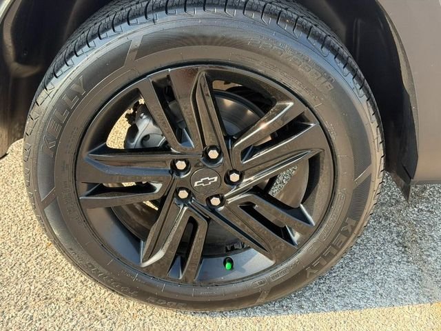 Used 2024 Summit White Chevrolet ACTIV image 34