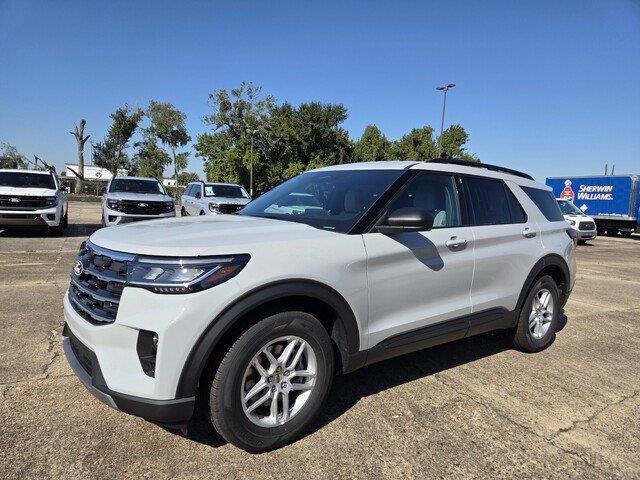 New 2027 Avalanche Gray Ford Active image 9