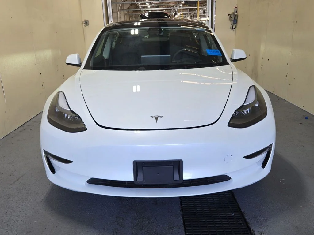 Used 2023 White Tesla Long Range image 2