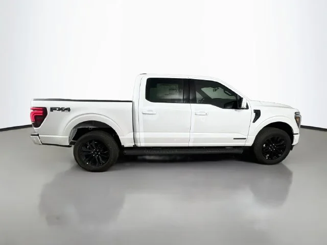 New 2026 Oxford White Ford Lariat image 8