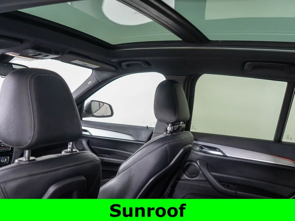 Used 2017 White BMW xDrive28i image 12