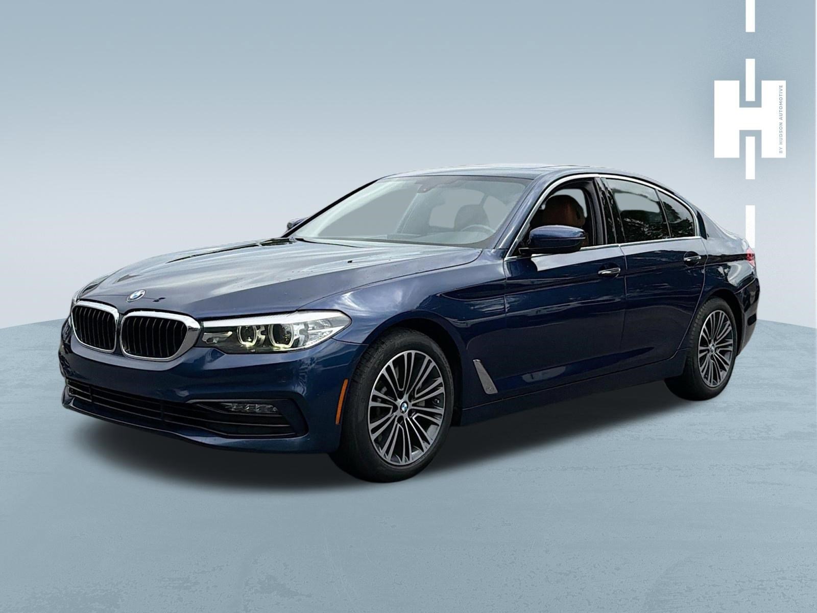 Used 2017 Mediterranean Blue Metallic BMW 530i xDrive image 2