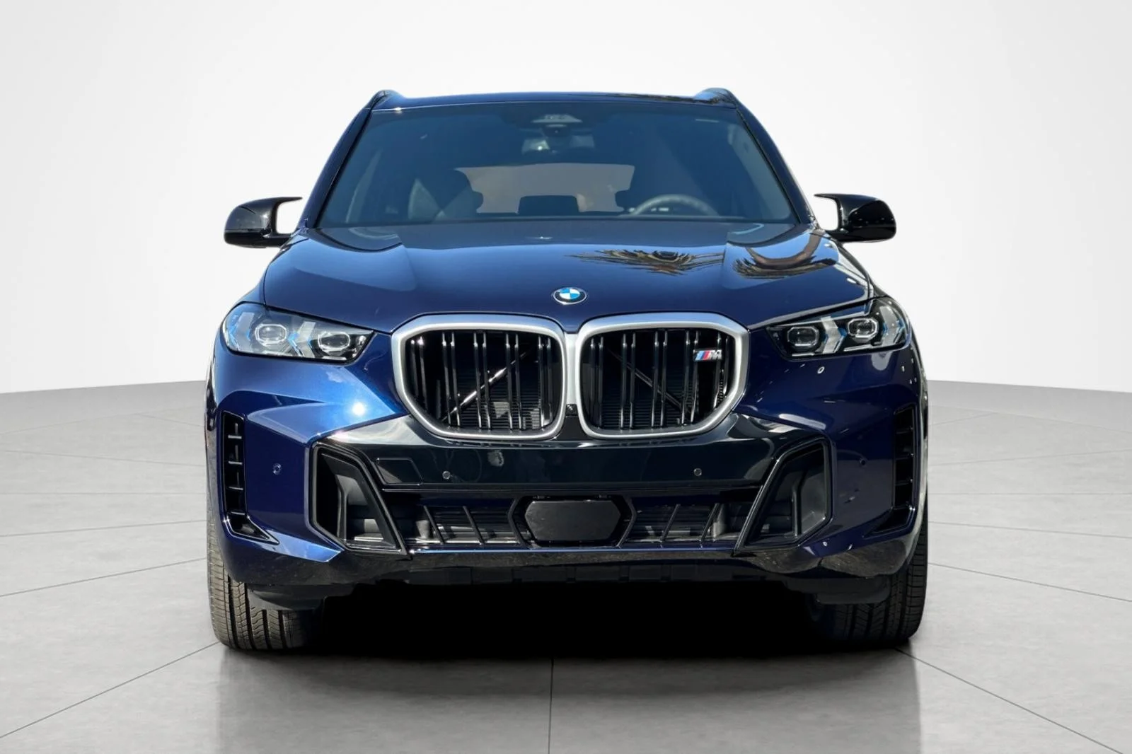 New 2026 Tanzanite Blue II Metallic BMW M60i image 8