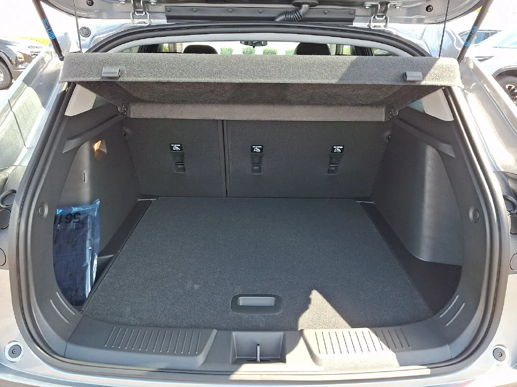 New 2026 Sterling Gray Metallic Chevrolet LT image 21