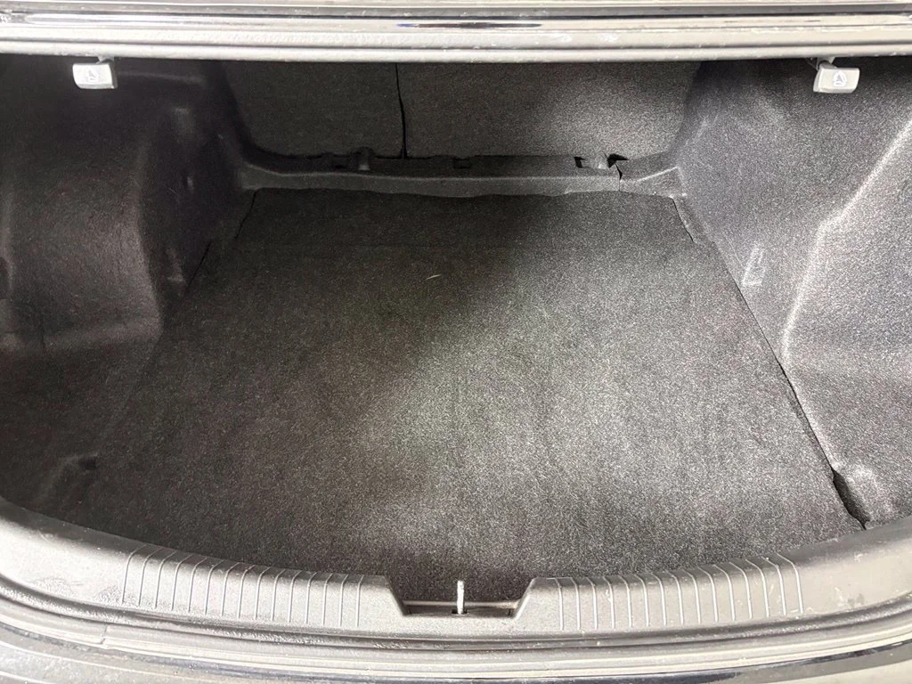 Used 2020 Black Chevrolet LS image 35