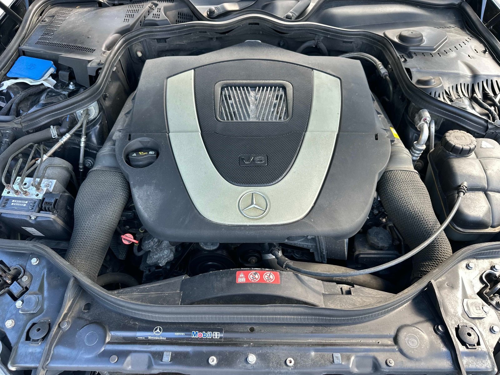 Used 2008 Black Mercedes-Benz E 350 image 10
