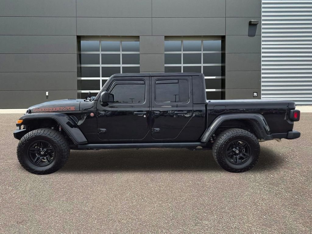 Certified Used 2023 Black Clearcoat Jeep Mojave image 9