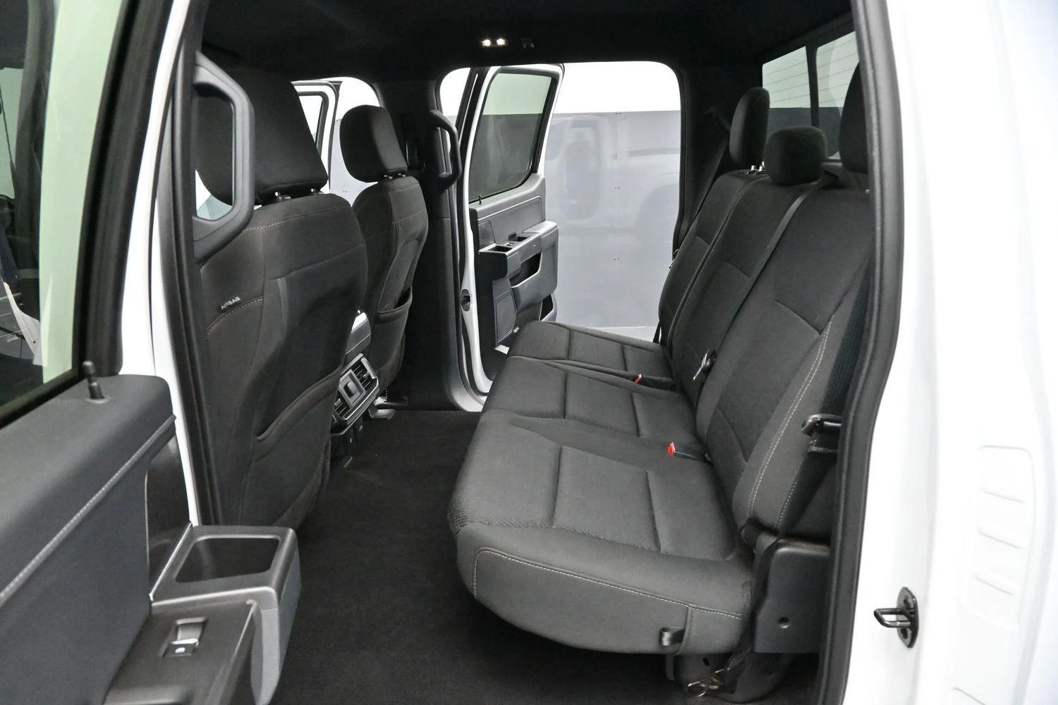 Used 2022 Oxford White Ford XL image 31