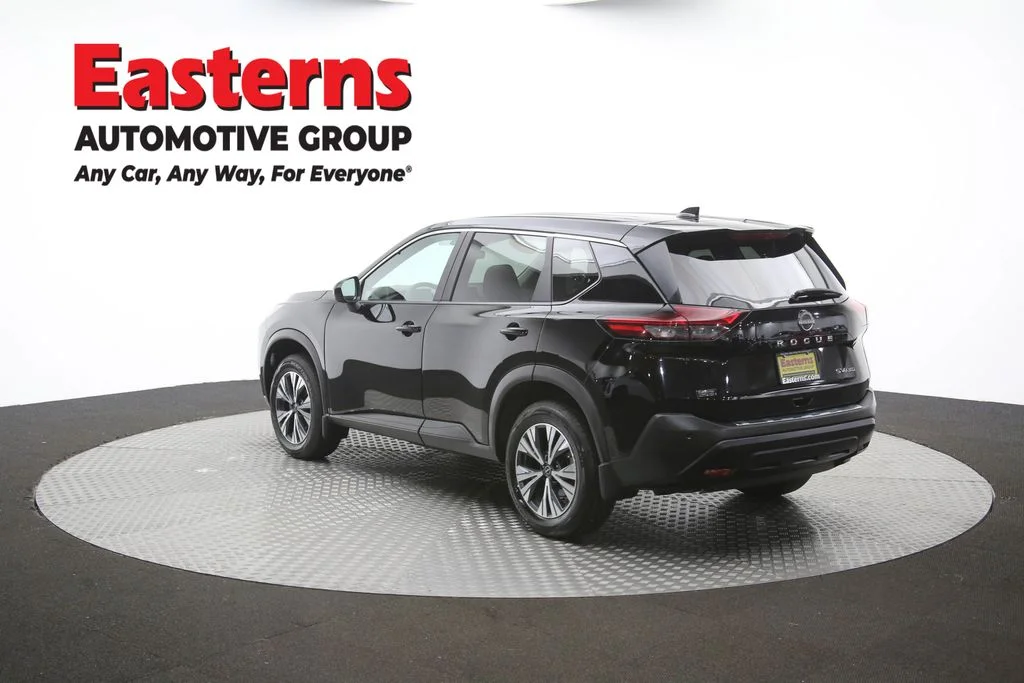 Used 2023 Black Nissan SV image 62