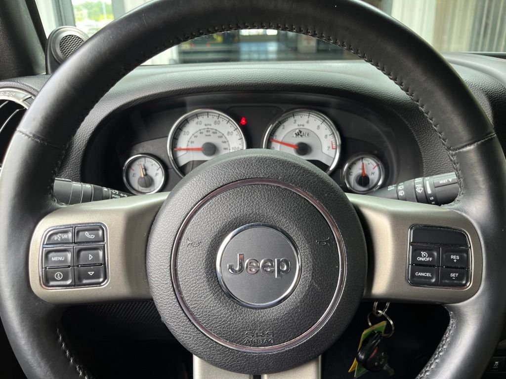 Used 2014 Black Clearcoat Jeep Unlimited Rubicon image 30