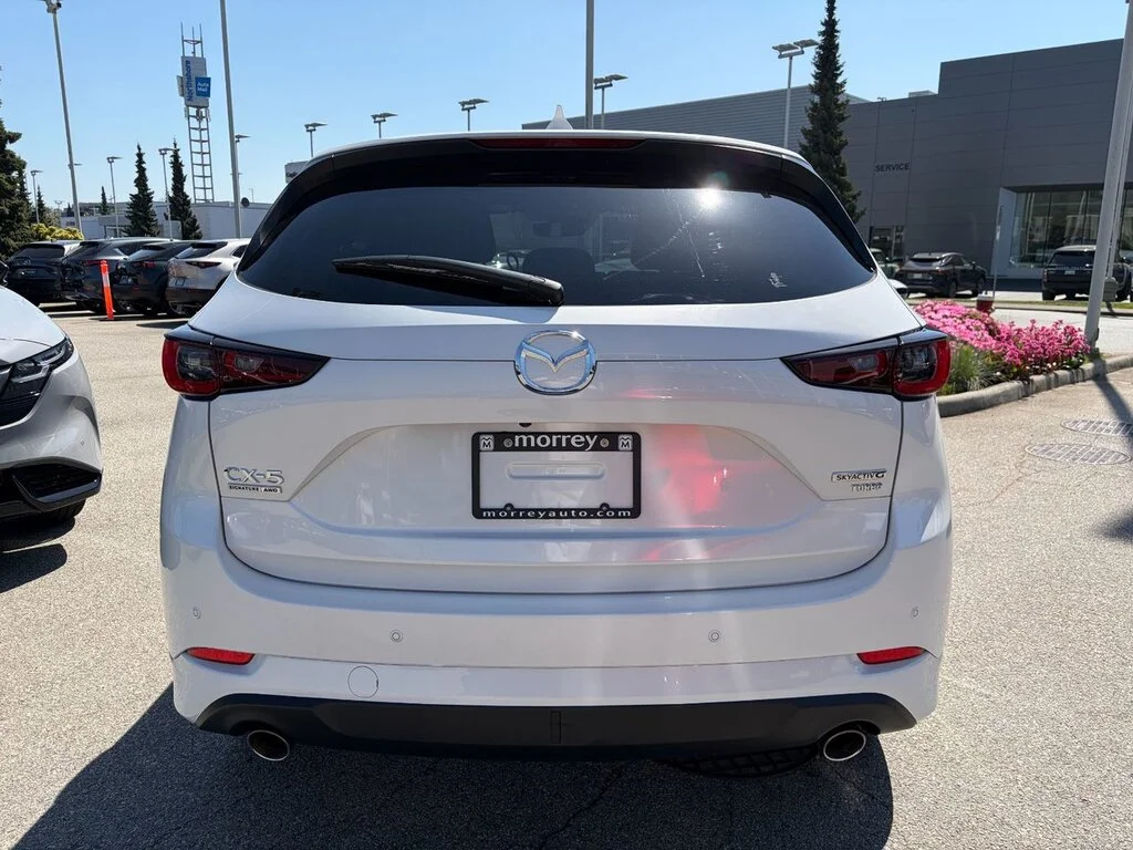 Used 2023 Rhodium White Metallic Mazda Signature AWD at BOSE sound,Turbo,AWD and a grea image 7