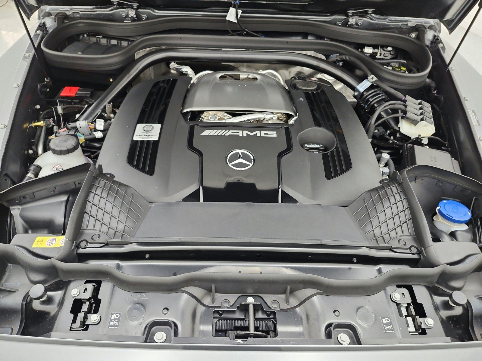 New 2027 Selenite Grey Mercedes-Benz AMG® G 63 SUV image 33